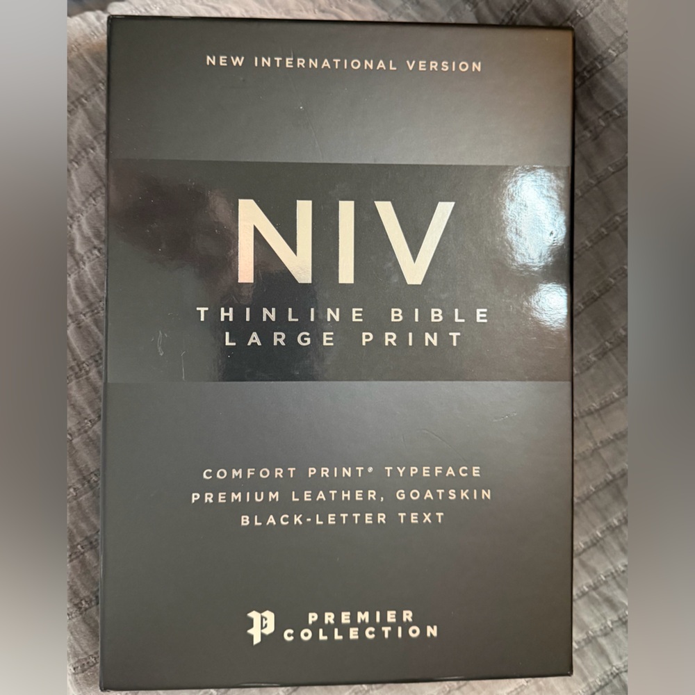 NIV Thinline Bible Large Print Premium Black Goatskin Leather Cover ZONDERAN